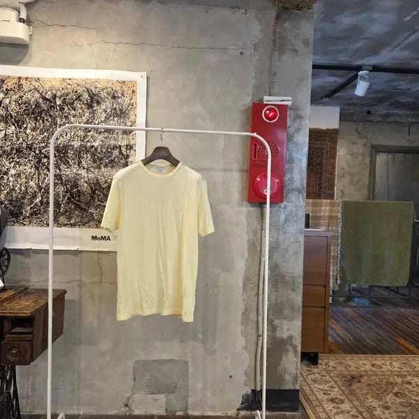 [BUNJANG] Sunspel Crewneck Short-Sleeve T-Shirt (Size 100) / 선스펠 크루넥 반팔티셔츠 남성100