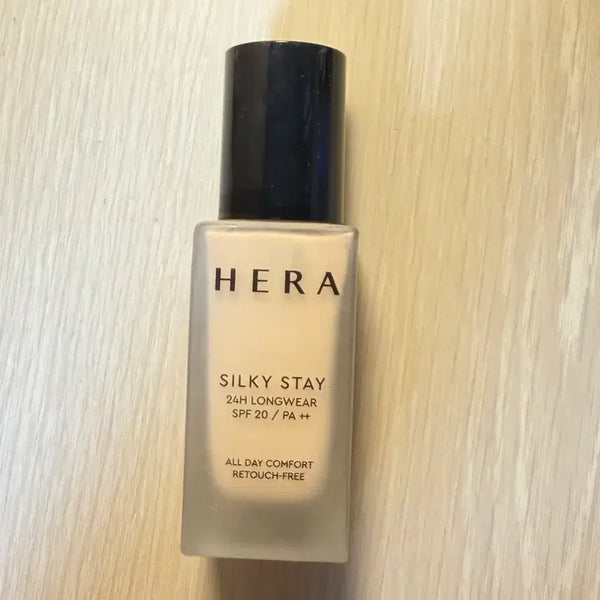 [BUNJANG] Hera Silky Stay 24 Hour Longwear Foundation SPF20 PA++ / 헤라 실키 스테이 24시간 롱웨어 파운데이션