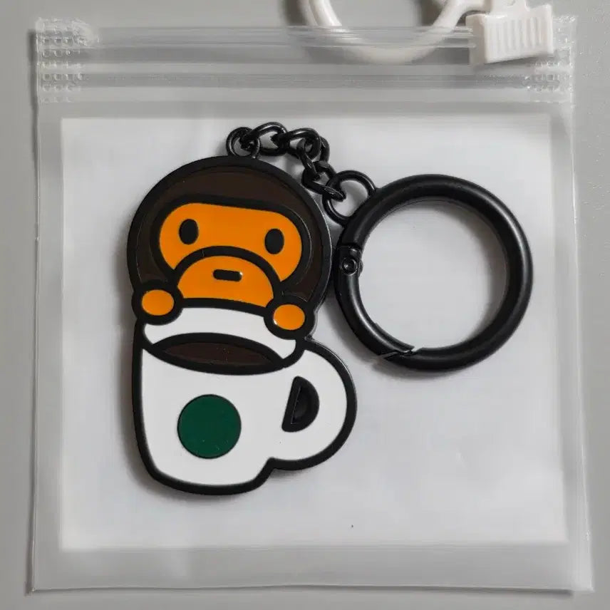 [BUNJANG] Starbucks x BAPE Baby Milo Keychain / 스타벅스 베이프 베이비 마일로 키체인 키링 판매