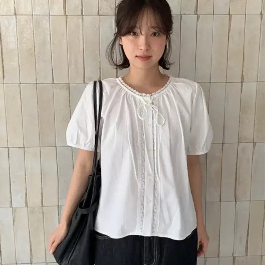 [BUNJANG] Undervy Vintage Lace Blouse / 언더비 빈티지 레이스 블라우스 새상품