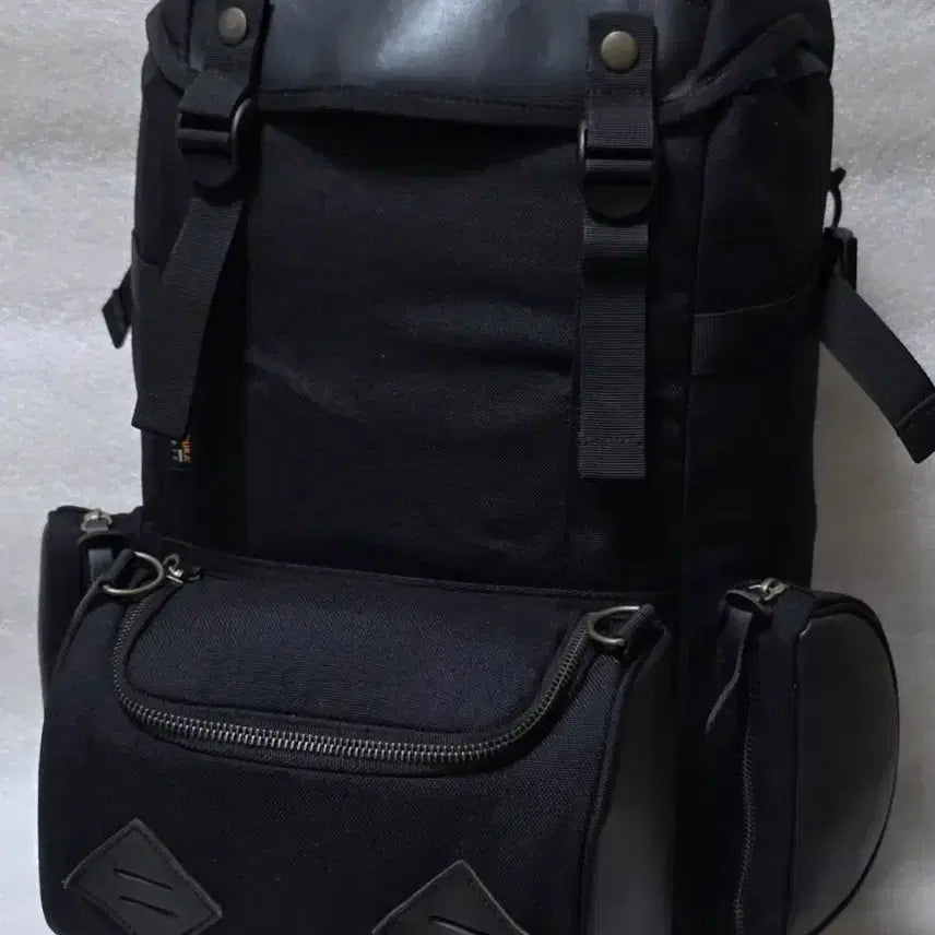 [BUNJANG] Pack'n'Roll Control Black Casual Backpack Travel Backpack / 팩큰롤 Pack'n'Roll 컨트롤 블랙 캐주얼 백팩 여행배낭