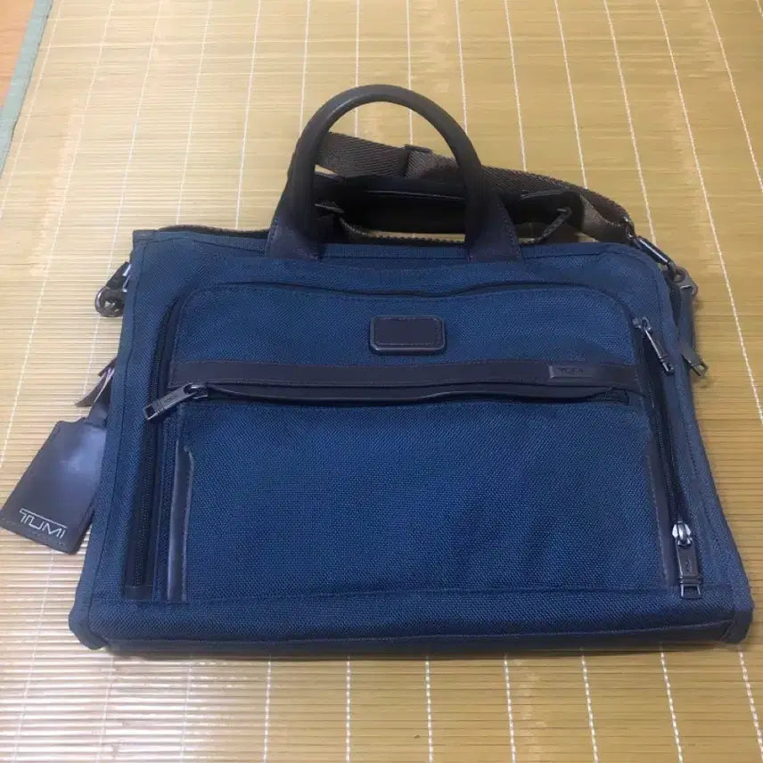 [BUNJANG] Tumi Alpha Bravo Briefcase / 투미 알파브라보 브리프케이스 서류가방 팝니다.