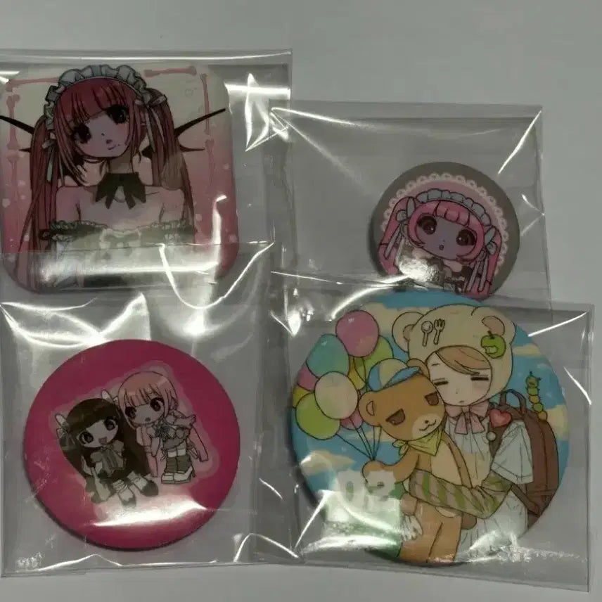 [BUNJANG] Domiverse Domi & Seu Can Badges Bundle Set / 도미월드 도미님 캔뱃지 스우님 캔뱃지 일괄 판매