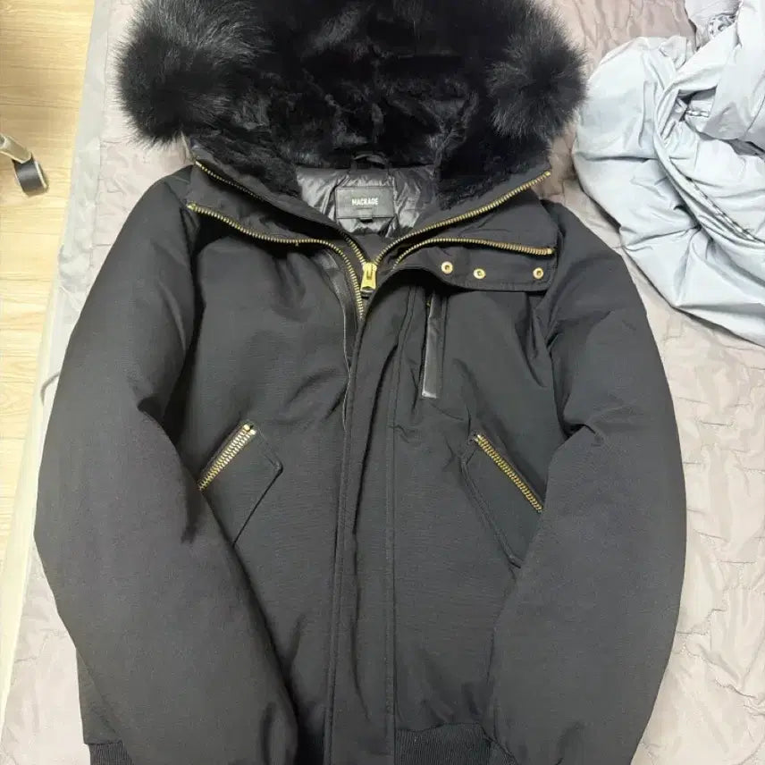 [BUNJANG] MACKAGE Dixon Down Jacket (Gold Hardware) / 멕케이지 딕슨 (금장)