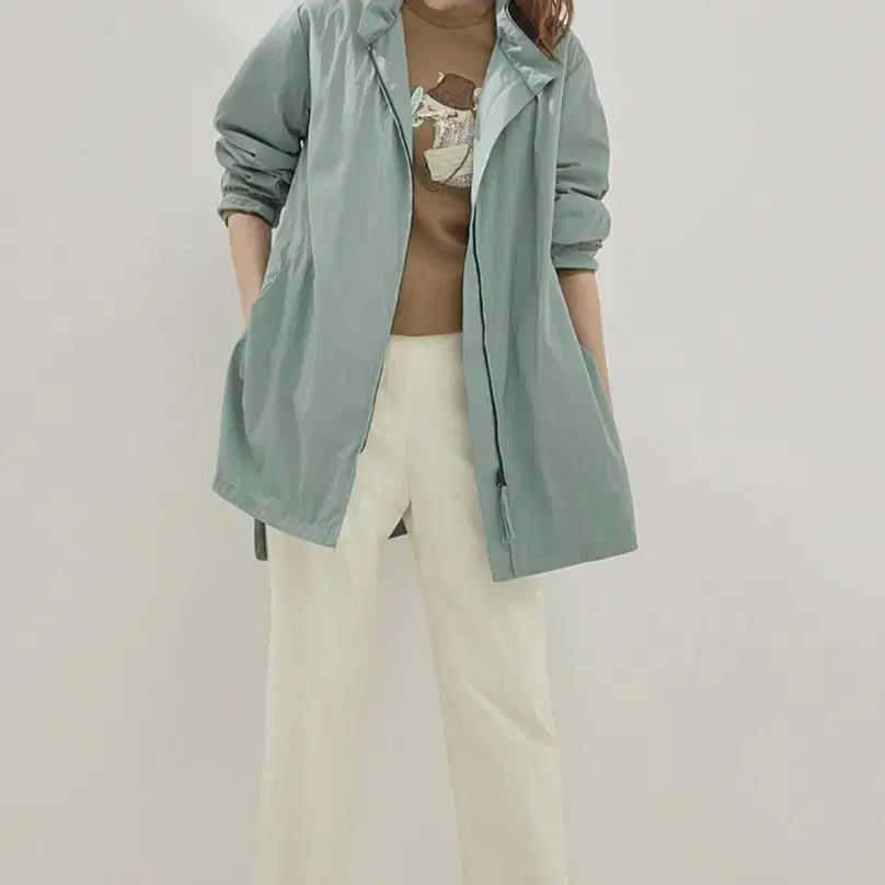 [BUNJANG] LATT Detachable Hood Lightweight Jumper / 래트바이티 LATT 후드 디테쳐블 얇은점퍼(여행 필수템)