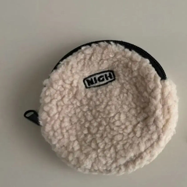 [BUNJANG] NIGH Round Fleece Pouch Beige / 미사용 새 상품 NIGH 뽀글이 원형 파우치 베이지