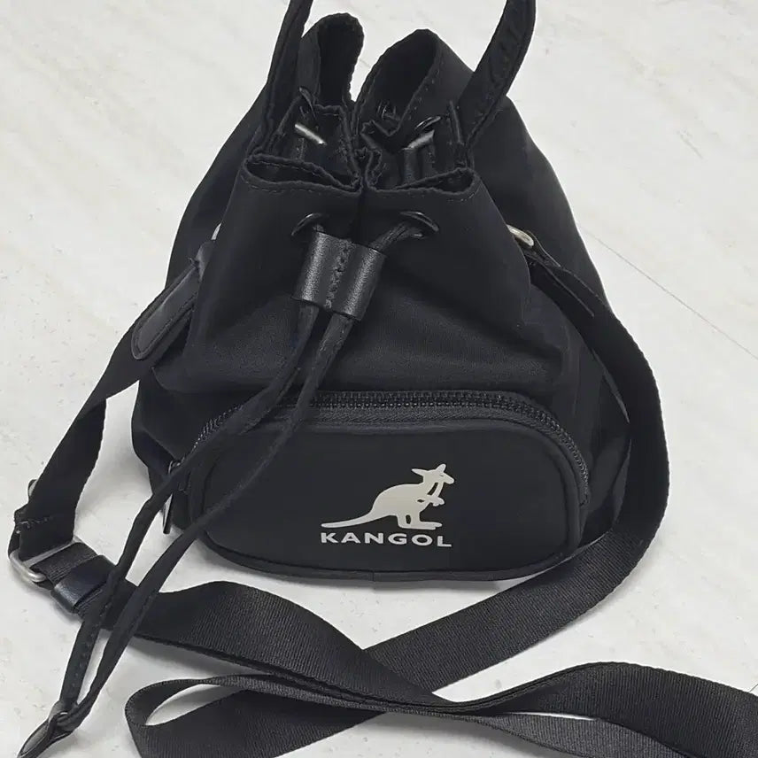 [BUNJANG] Kangol Nylon String Bucket Bag / 캉골 나일론 스트링 복조리백 버킷백