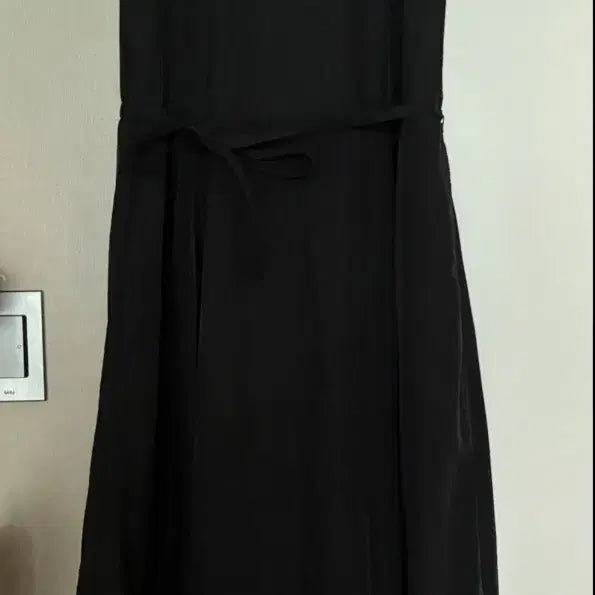 [BUNJANG] Black Sleeveless Dress / 블랙 민소매 원피스