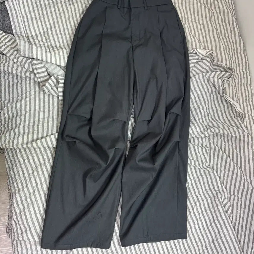 [BUNJANG] Arban Parachute Half Banding Pants Midnight Gray Size 3 / 아르반 파라슈트 하프 밴딩 팬츠 미드나잇 그레이 3사이즈