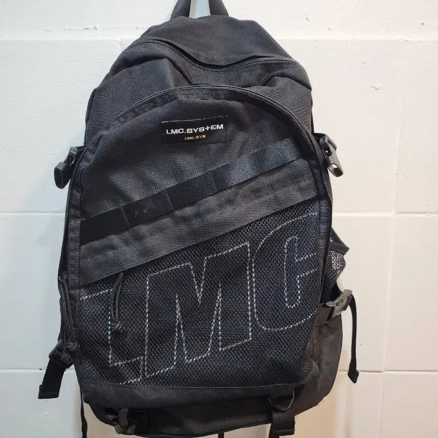 [BUNJANG] LMC Black Backpack / LMC 블랙 백팩