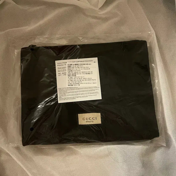 [BUNJANG] Gucci Beauty Pouch Black / [정품/미개봉] 구찌 뷰티 파우치 블랙
