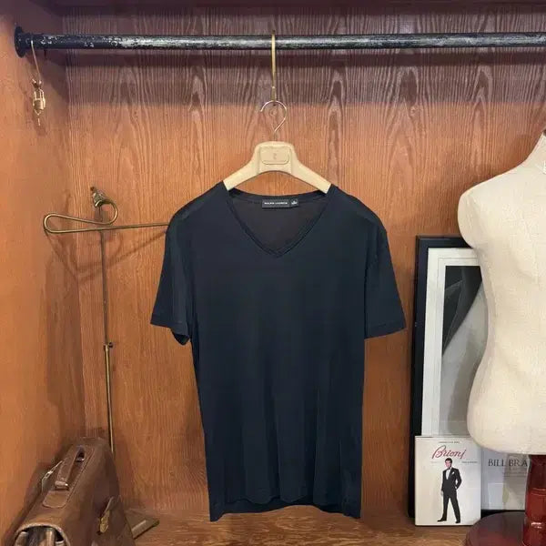 [BUNJANG] Ralph Lauren Black Label V-Neck T-Shirt / 랄프로렌 블랙라벨 브이넥 티셔츠 100