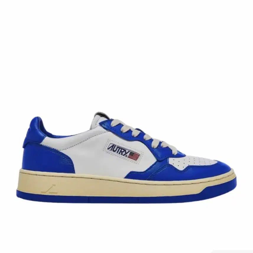 [BUNJANG] Otrite medallist Low Leather Sneakers / 오트리 메달리스트 로우 레더 스니커즈