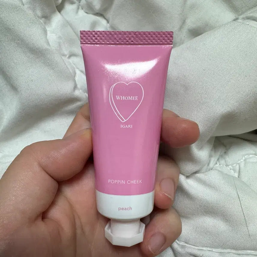 [BUNJANG] Huda Beauty Piggy Pop Liquid Cheek Peach / 후미 이가리 팝핀 리퀴드치크 피치
