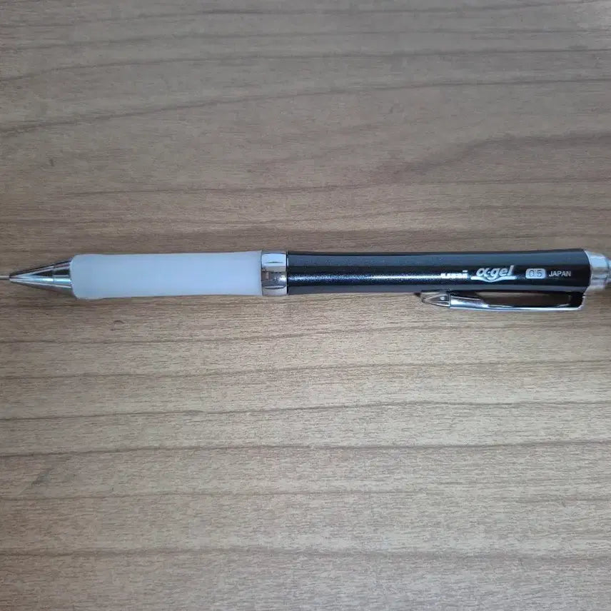 [BUNJANG] Uni Alpha Gel Slim 0.5mm Black Mechanical Pencil / 유니 알파겔 슬림 0.5 블랙