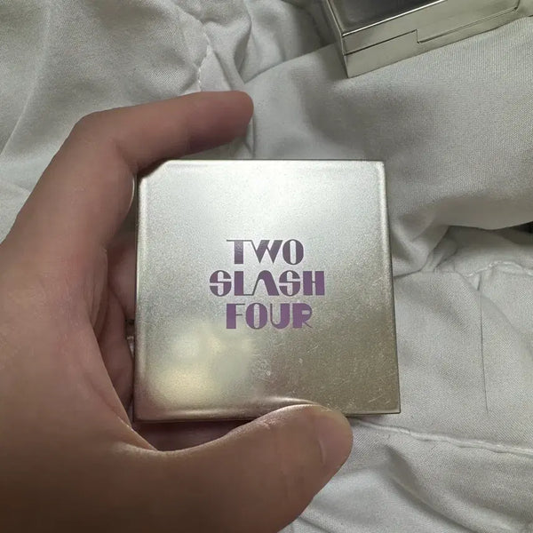 [BUNJANG] Two Slash Four All Over Face Blush Berry Crush / 투슬래시포 올 오버 페이스 블러쉬 베리 크러쉬