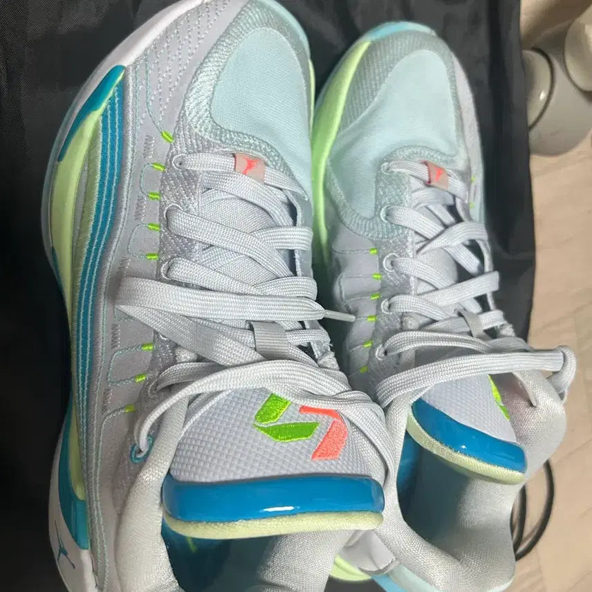 [BUNJANG] Jordan Luka 4 Navigator Basketball Shoes / 조던 루카4 네비게이터 농구화 250