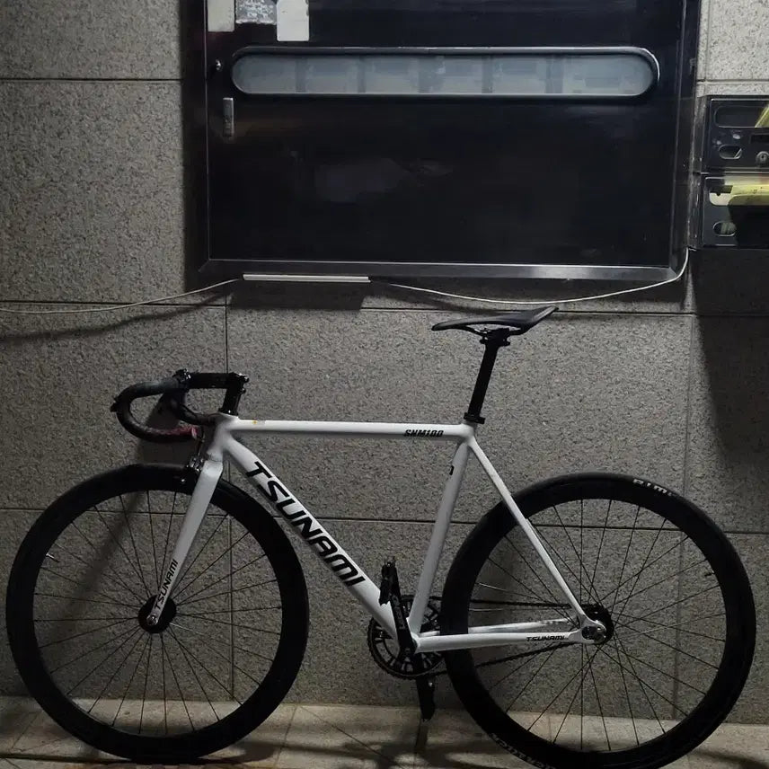 [BUNJANG] Custom Track Bike - White Break Frame - M Size / 쓰나미 화이트 브레이크 O