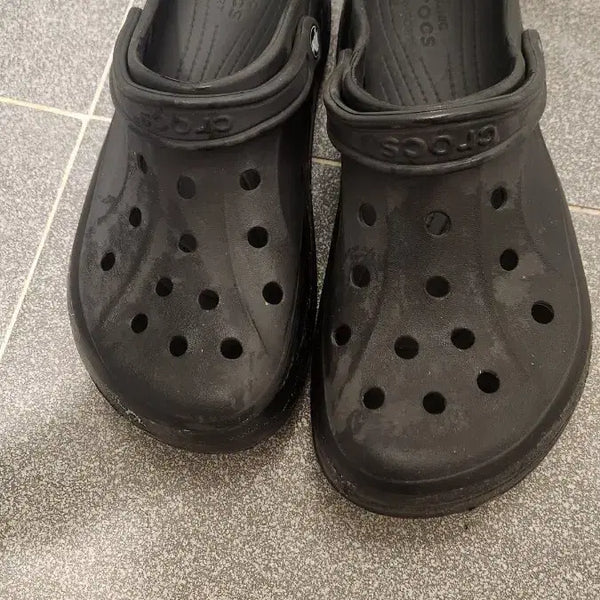 [BUNJANG] Crocs Classic Clog Black M11 / 크록스 클래식 클로그 블랙 M11