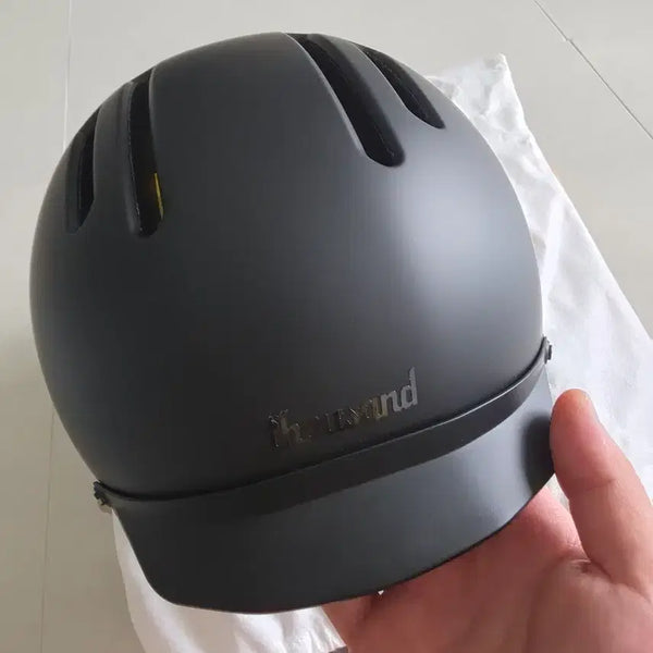 [BUNJANG] Thousand Chapter Helmet M / 따우전드 챕터 헬멧 미사용 팝니다