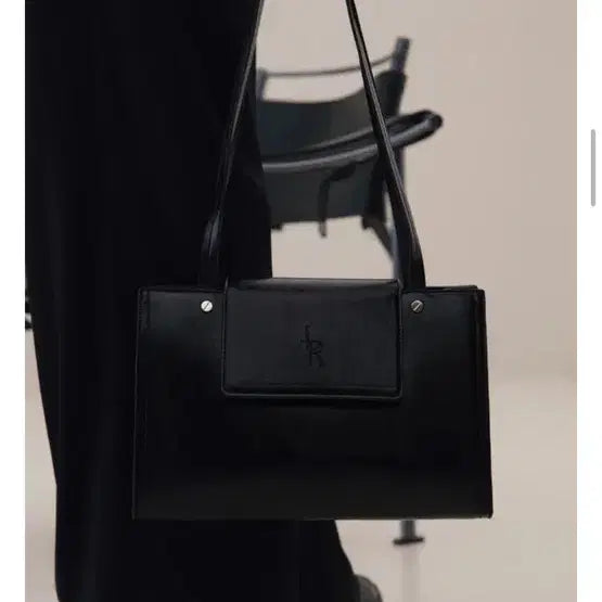[BUNJANG] Ledery Shoulder Bag / 레더리 숄더백