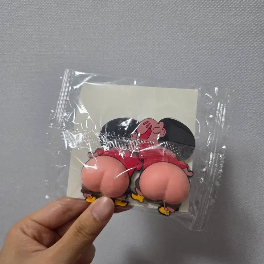 [BUNJANG] Shin-chan Butt Squishy Door Bumper Sticker / 새상품) 짱구 문콕 방지 엉덩이 말랑이 스티커