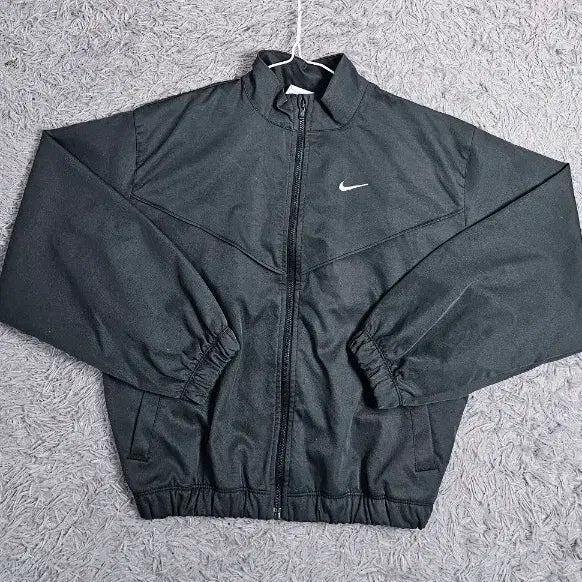 [BUNJANG] Nike Black Crop Windbreaker Jacket L / 나이키 크롭 바람막이 블랙 L
