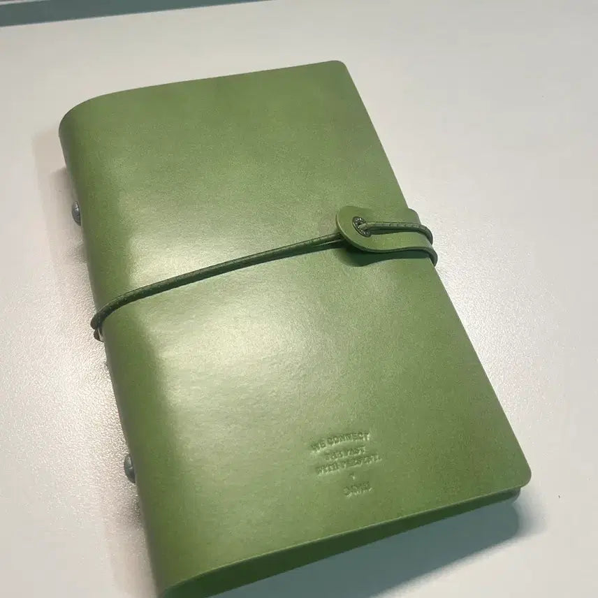 [BUNJANG] OIMU 6-Ring Leather Binder Grass Green / 오이뮤 6공철 잔디색 (6공 가죽바인더)