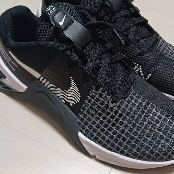 [BUNJANG] Nike Metcon 8 Training Shoes / 나이키 메트콘 8 블랙 화이트 역도화 헬스화 크로스핏화//245