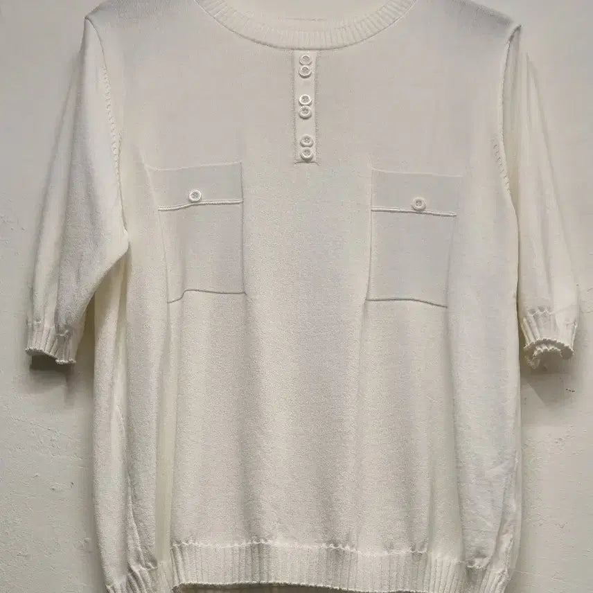 [BUNJANG] BCBG Short-Sleeve Summer Knit Top / 55~55반)BCBG 반팔 썸머니트