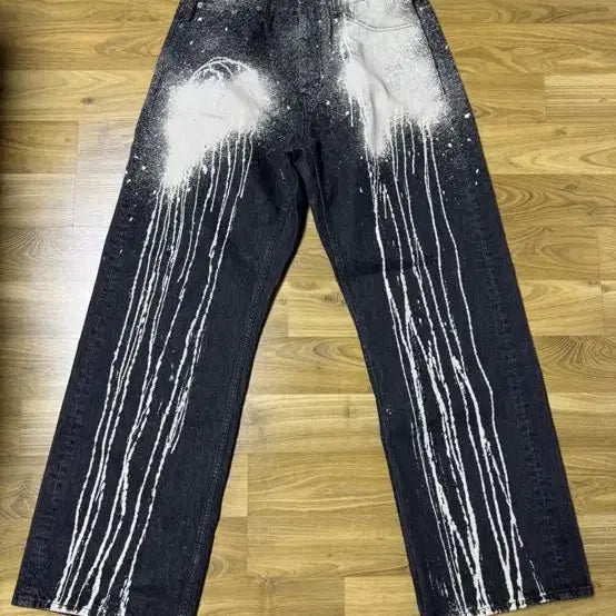 [BUNJANG] HOPE Krisjean Black Jeans (Size 32) / Hope 크리스진 블랙진 검정 청바지 32 비이커 beaker 구매 새상품