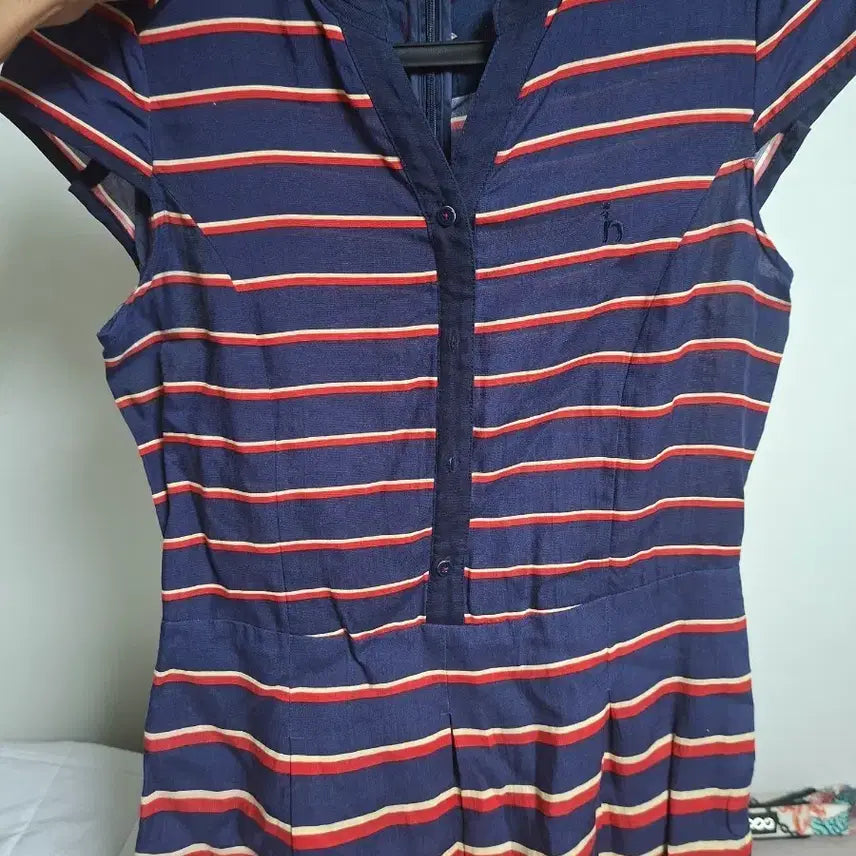 [BUNJANG] HAZZYS Striped Short-Sleeve Dress / [HAZZYS/85] 헤지스 정품 로고 자수 스트라이프 반팔 원피스 (55)