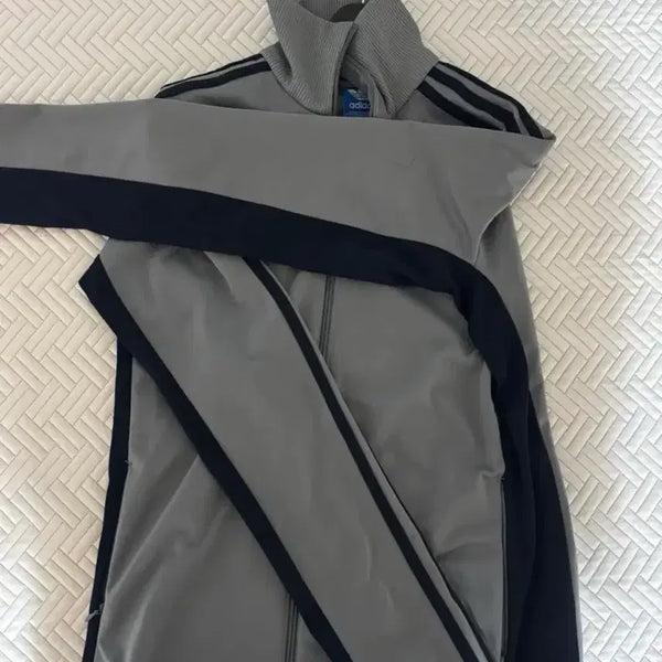 [BUNJANG] Adidas Firebird Track Jacket Grey Vintage Y2K / 희귀 아디다스 져지 그레이 빈티지 y2k 파이어버드 아디다스져지 희귀져지