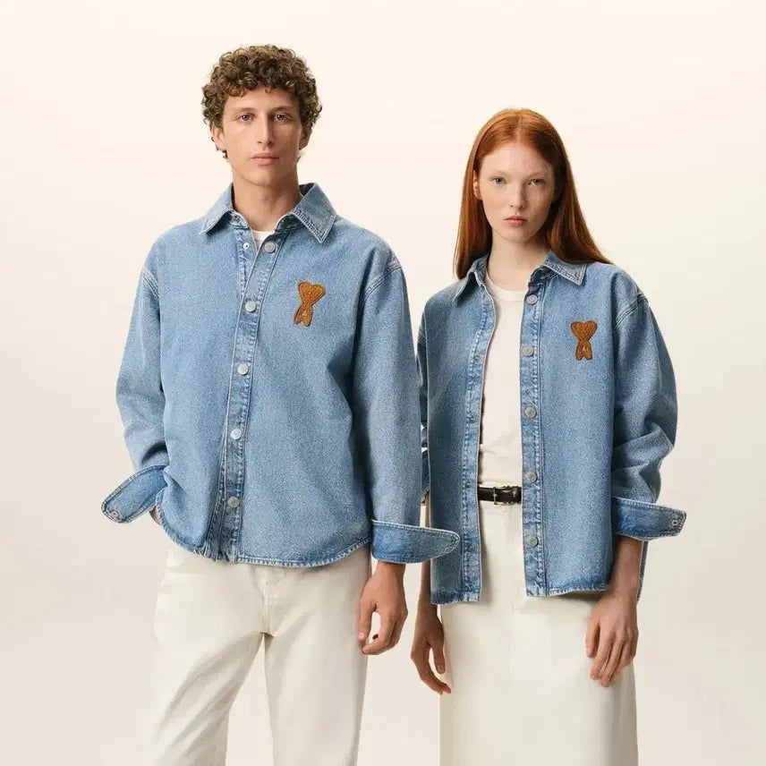 [BUNJANG] AMI Paris Embroidered Denim Shirt Unisex / 아미 자수 데님 셔츠/남여공용