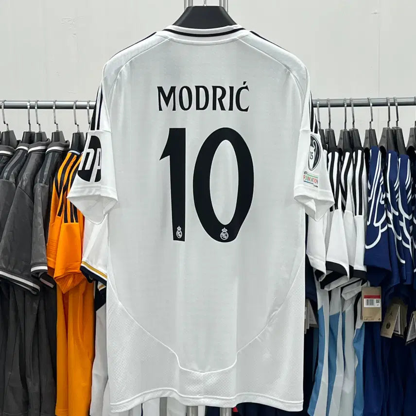 [BUNJANG] Real Madrid 24/25 Home Modric #10 Jersey / 24/25 레알마드리드 홈 NO.10 모드리치 유니폼