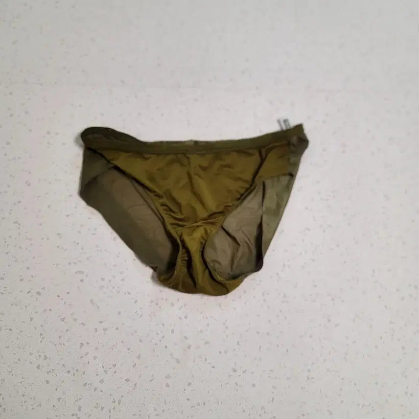 [BUNJANG] Used Women's Underwear - Olive Color / 여성 속옷 중고팬티 올리브 색상(세탁완료)