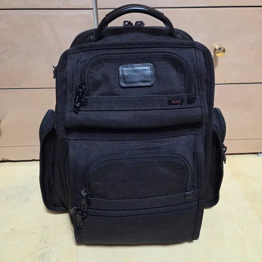 [BUNJANG] Tumi Alpha T-Pass Business Class Brief Pack / 투미 정품 알파 티패스 비즈니스 클래스 브리프팩