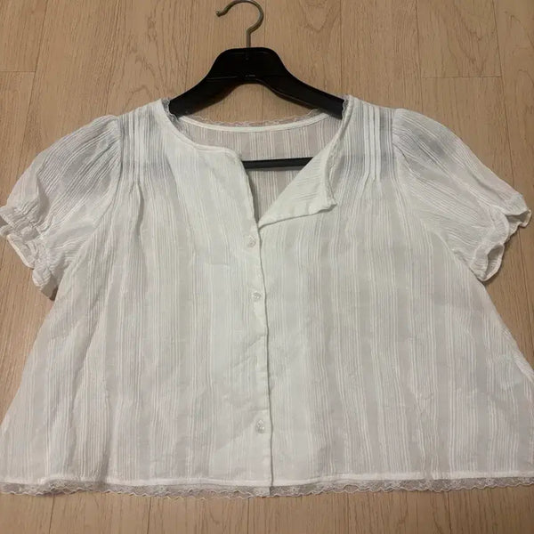 [BUNJANG] Live Hour Short Sleeve Blouse / 리브아워 반팔 블라우스