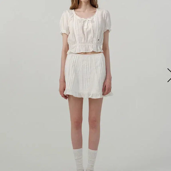 [BUNJANG] The Barnet Short Sleeve Blouse & Lace Mini Skirt Set / 미착용) 더바넷 반팔블라우스(F) & 레이스 미니스커트(M) 따로구매가능