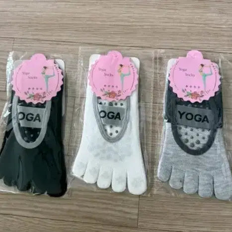 [BUNJANG] Yoga Socks 6-Pair Set (Black/White/Gray) / 요가 양말 6켤레 세트 (블랙/화이트/그레이)