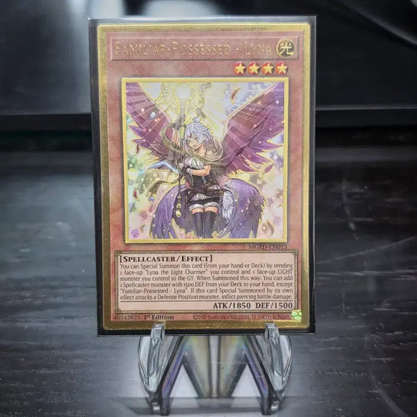 [BUNJANG] Yu-Gi-Oh! Traptrix Apparel - Liner Premium Gold Rare English / 유희왕 빙의장착 라이너 프리미엄 골드 레어 영판