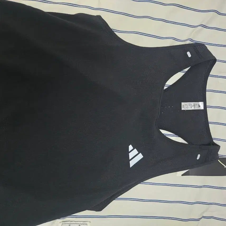 [BUNJANG] Adidas Singlet Women's M New Arrival / 아디다스 싱글렛 여성m새상품