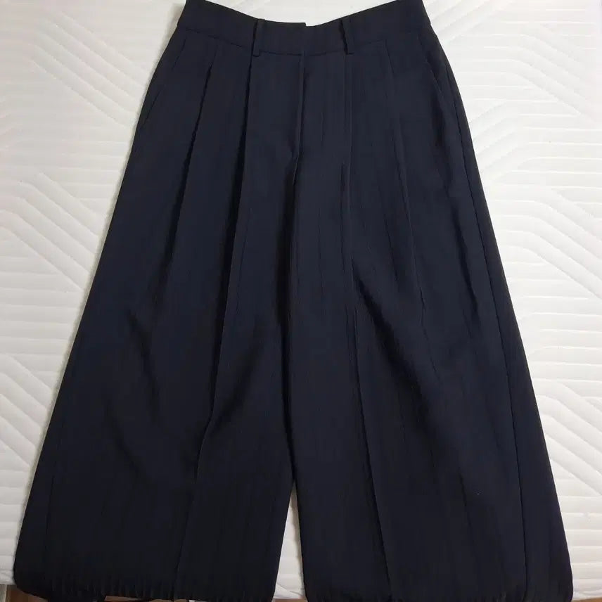 [BUNJANG] ORR Pin Tuck Wide Leg Low Waist Slacks Pants (Navy, Size M) / 오르ORR 핀턱와이드핏 로우웨이스트M66 오르슬랙스와이드팬츠