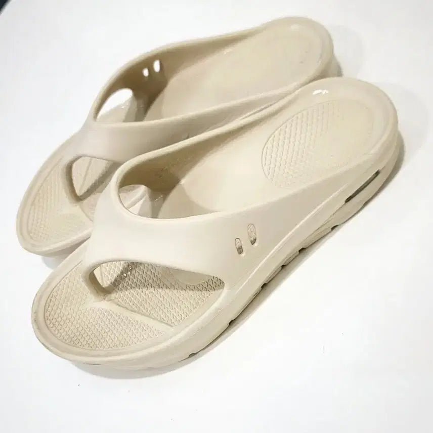 [BUNJANG] Beige Flip-Flops - 230mm / US.5 베이지 쪼리 230mm