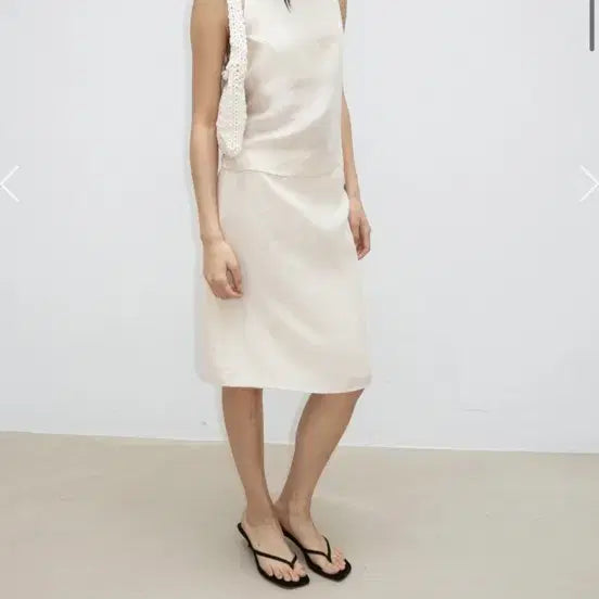 [BUNJANG] Monoha Silky Skirt Light Beige S / 모노하 실키 스커트 라이트 베이지 s