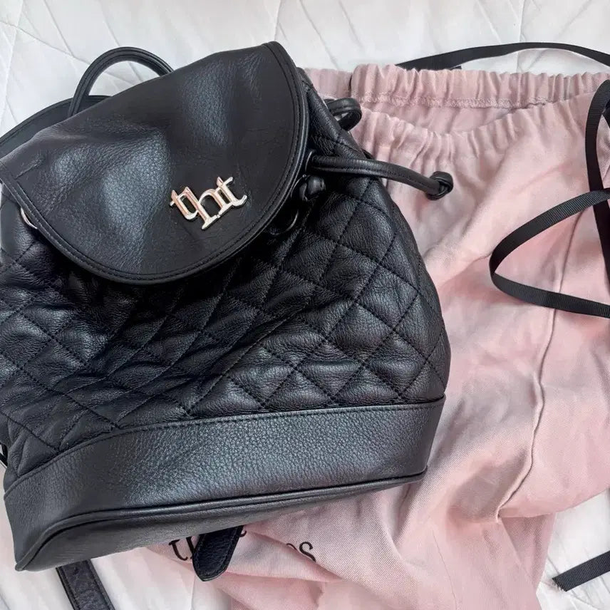 [BUNJANG] 3Times Arcon Quilted Backpack / 쓰리타임즈 아콘 퀄티드 퀄팅 백팩