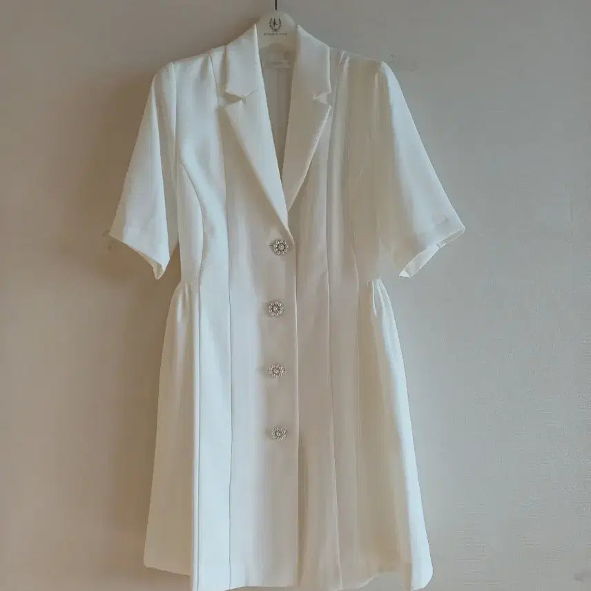 [BUNJANG] S-YOON Short Sleeve Jacket Dress (White/Black) / 착용 S-YOON 에스윤 반팔쟈켓원피스 S 2종 판매합니다
