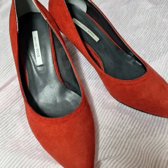 [BUNJANG] SOVO Red Suede Heels - Size 240 / (새상품) 레드 스웨이드 힐 240m