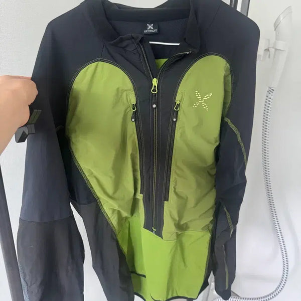 [BUNJANG] Moncler Functional Zip-Up Jacket / 몬츄라 기능성 집업 자켓 라임/블랙