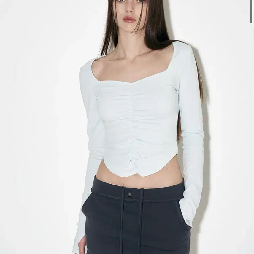 [BUNJANG] Please No Follow Shirring Long Sleeve Top / 플리즈노팔로우 달린 셔링 롱 슬리브 탑